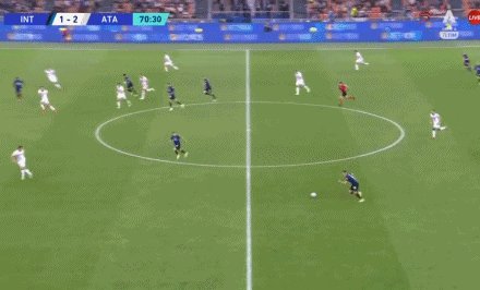 1632596559185067359.gif